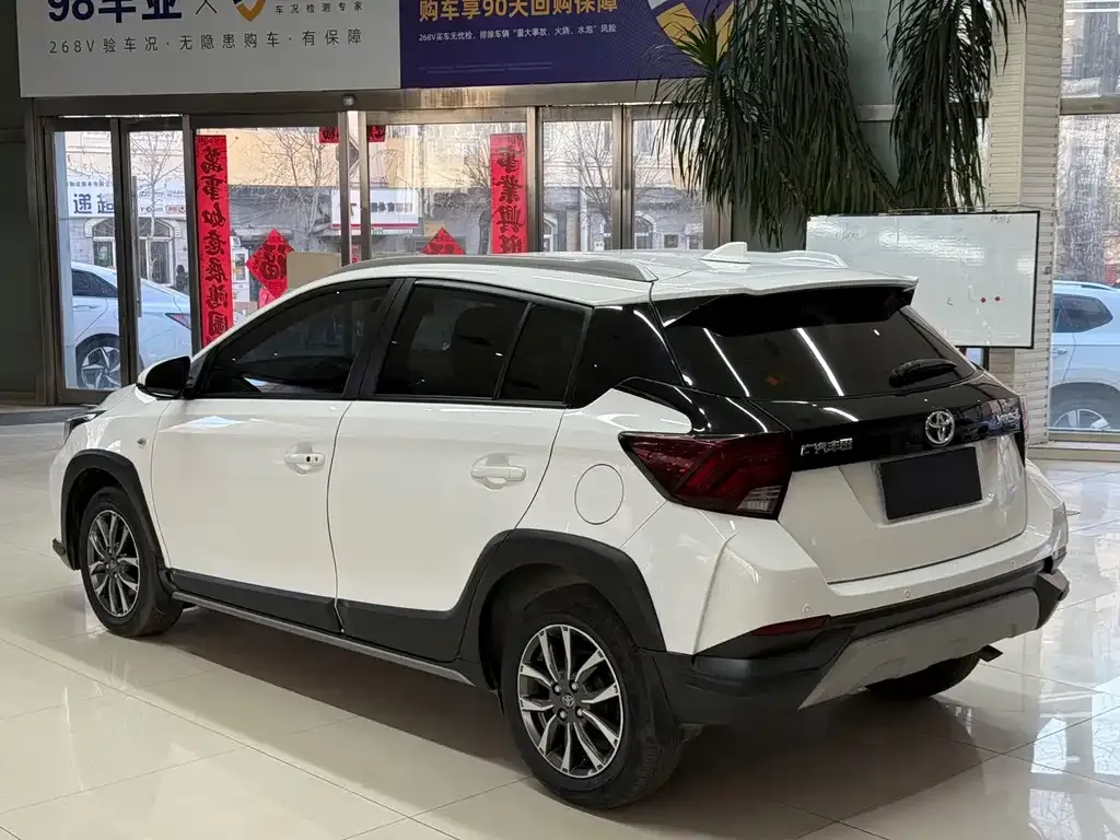 Toyota Yaris L 2023 из CN, фото 6
