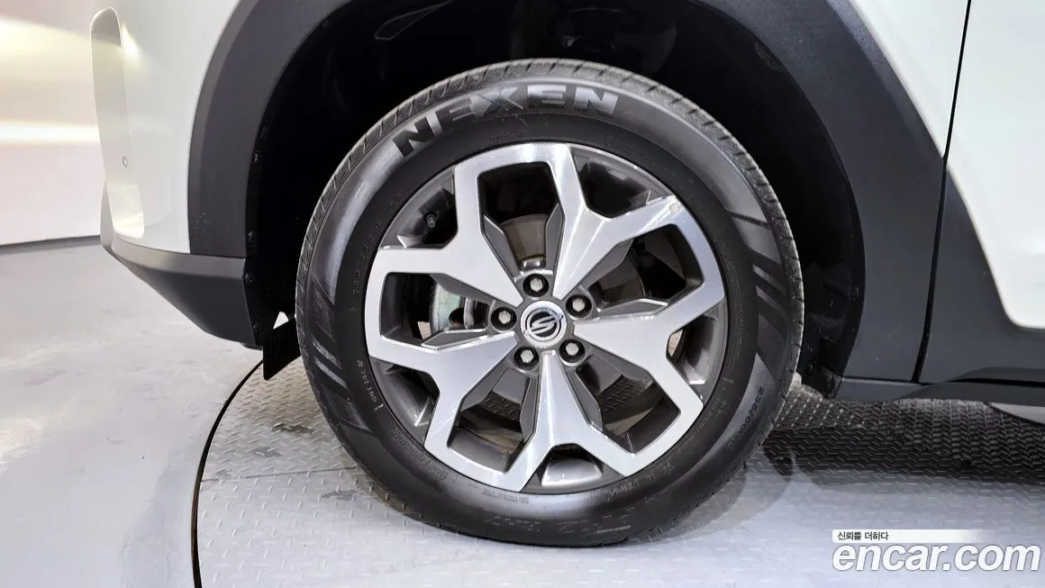 KG Mobility (Ssangyong) Torres — фото 4