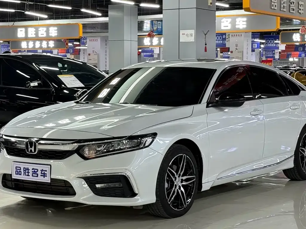 Honda Inspire 2021 из CN, фото 1