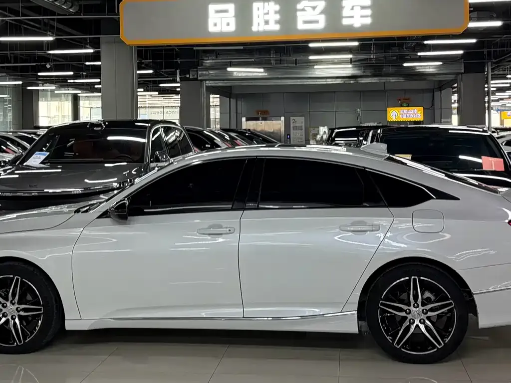 Honda Inspire 2021 из CN, фото 5