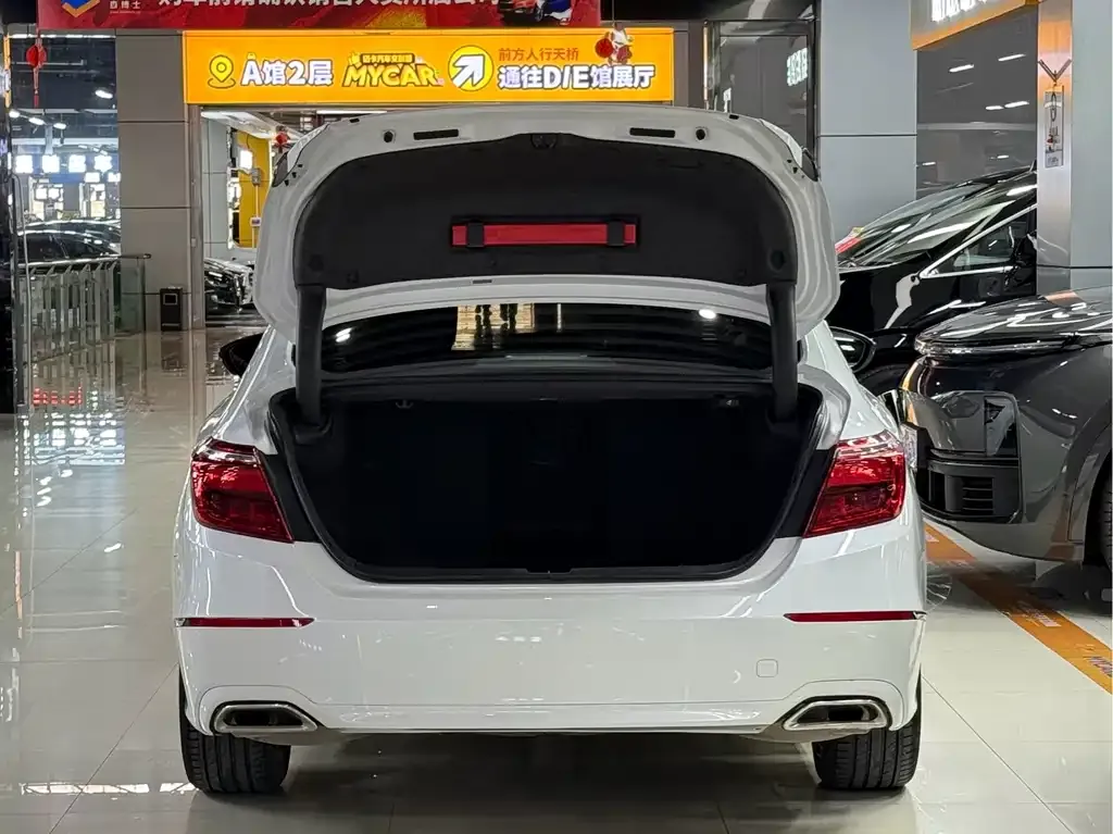 Honda Inspire 2021 из CN, фото 10