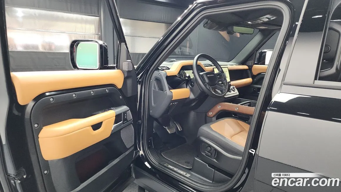 Land Rover Defender — фото 10
