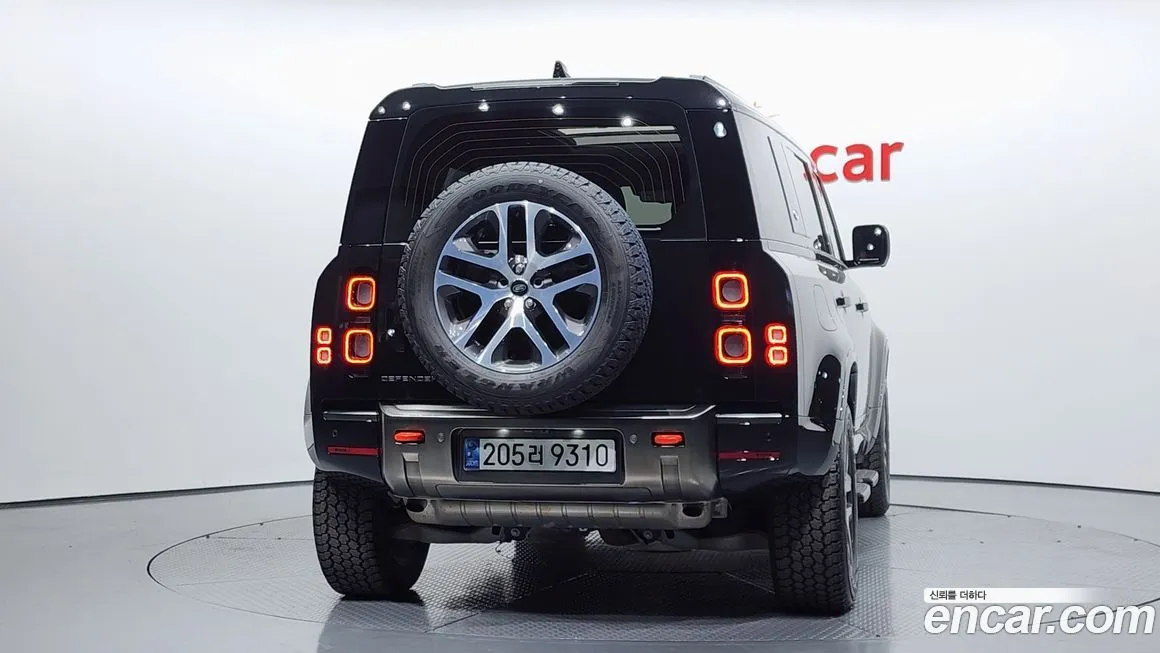 Land Rover Defender — фото 4