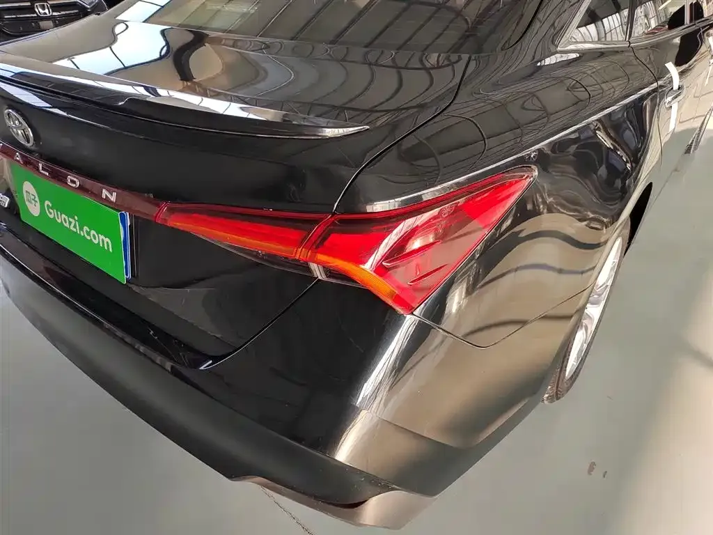 Toyota Avalon 2021 из CN, фото 8