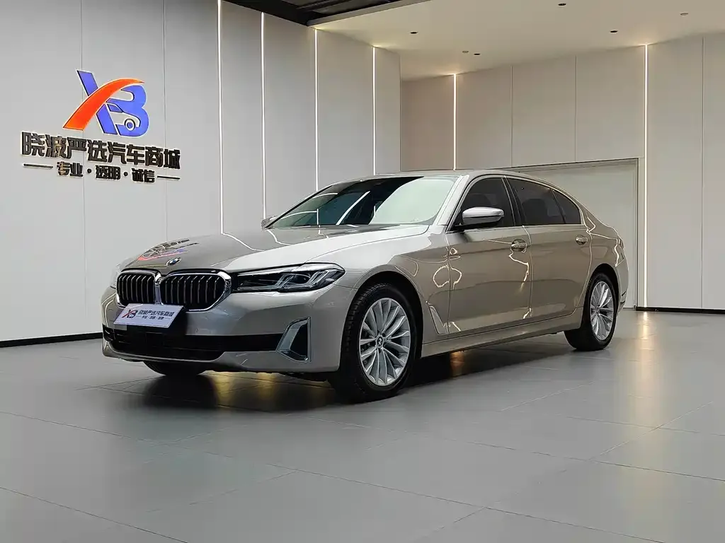 BMW 5 Series — фото 1