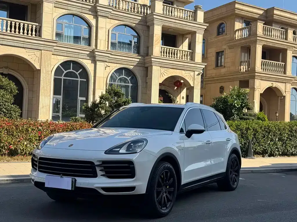 Porsche Cayenne Hybrid