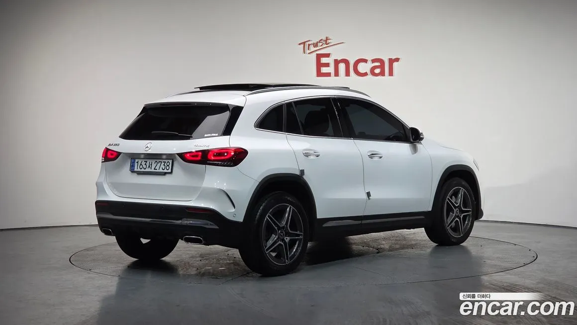 Mercedes-Benz GLA-Class — фото 10