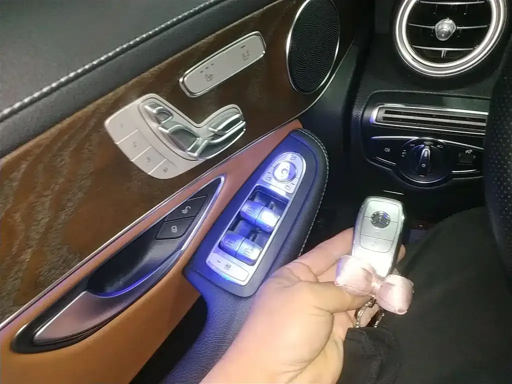 Mercedes-Benz GLC 2022 из CN, фото 6