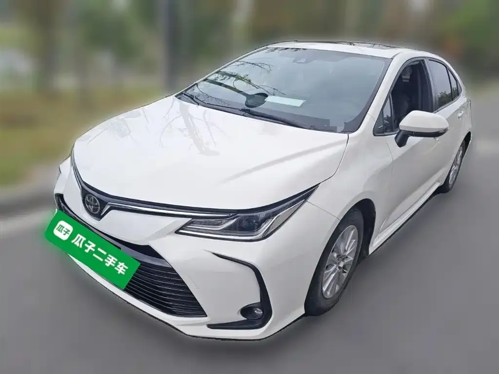 Toyota Corolla 2021 из CN, фото 1