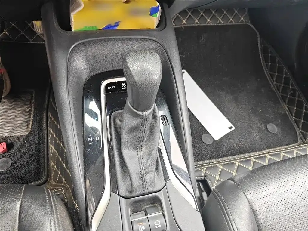 Toyota Corolla 2021 из CN, фото 10
