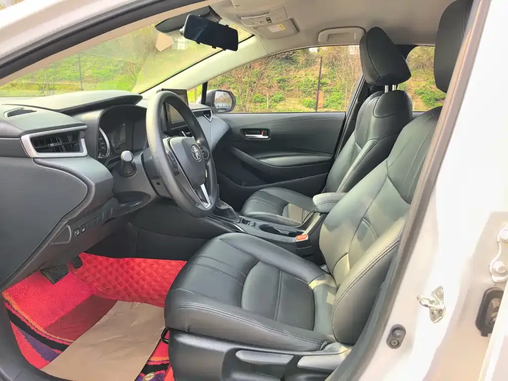 Toyota Corolla 2021 из CN, фото 7