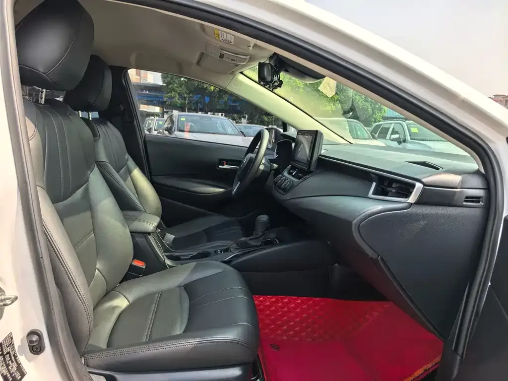 Toyota Corolla 2021 из CN, фото 9