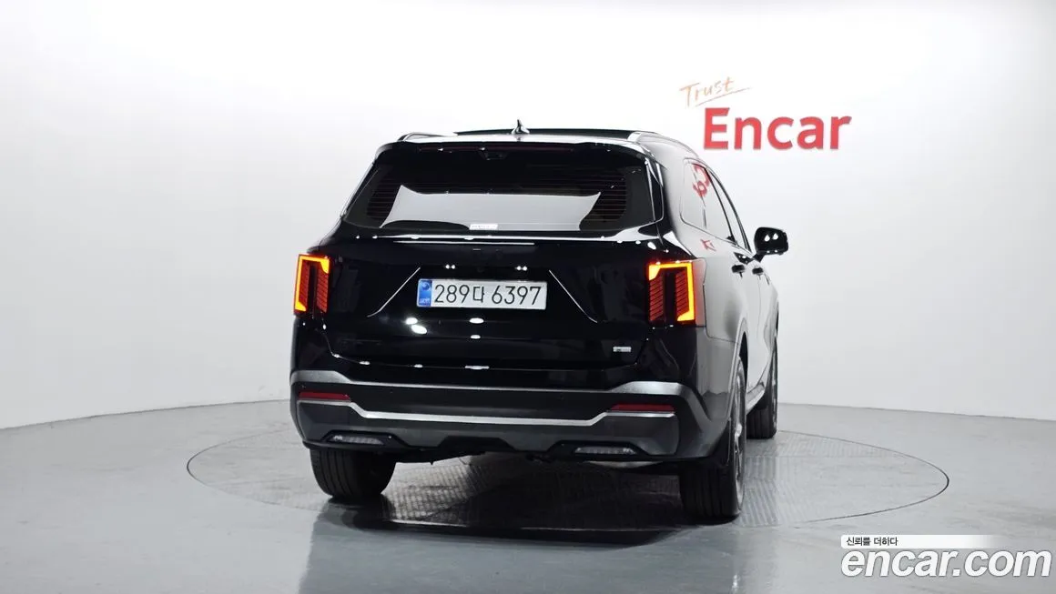 Kia Sorento — фото 10