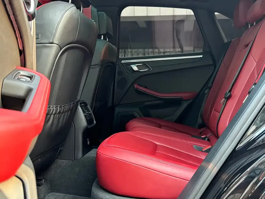 Porsche Macan 2022 из CN, фото 6