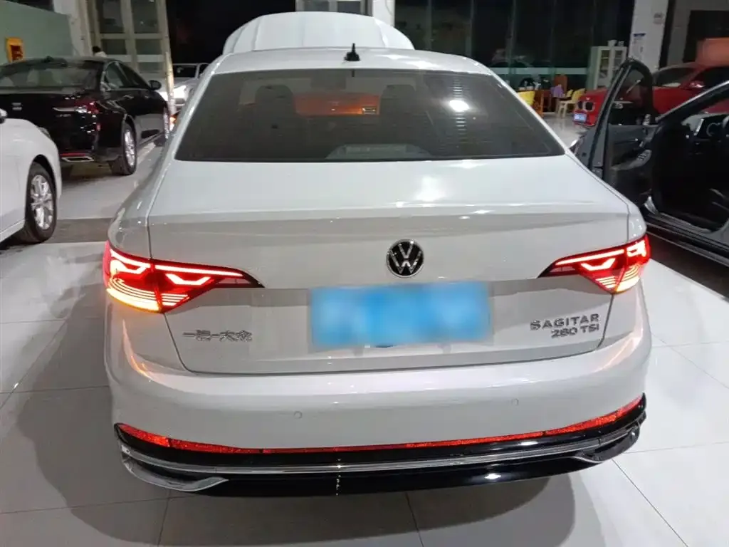 Volkswagen Sagitar 2023 из CN, фото 6