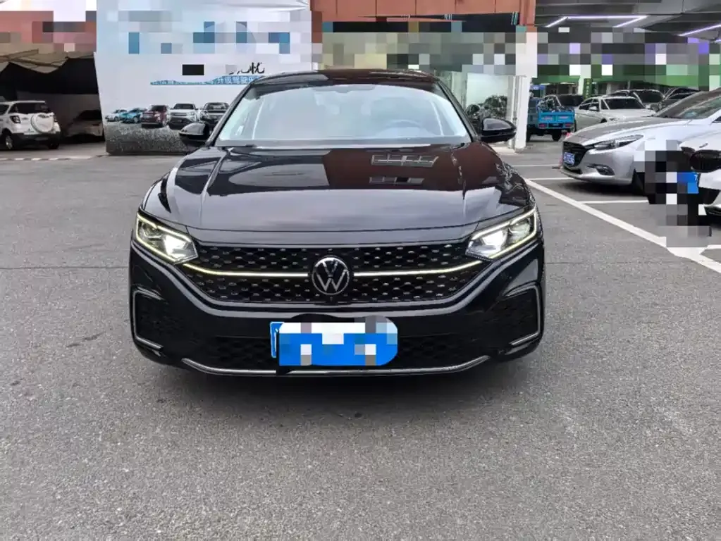 Volkswagen Passat 2023 из CN, фото 6