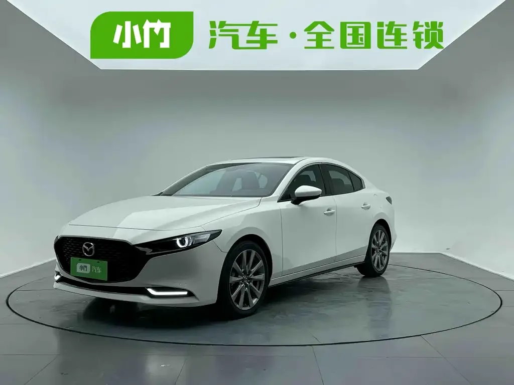 Mazda 3 Axela 2022 из CN, фото 1
