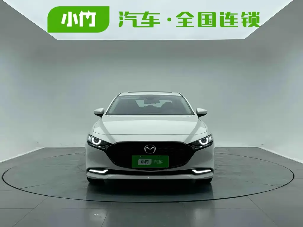 Mazda 3 Axela 2022 из CN, фото 2