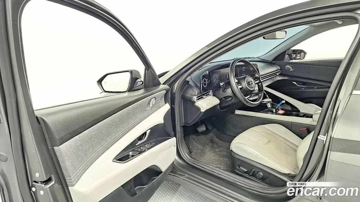 Hyundai AVANTE — фото 5