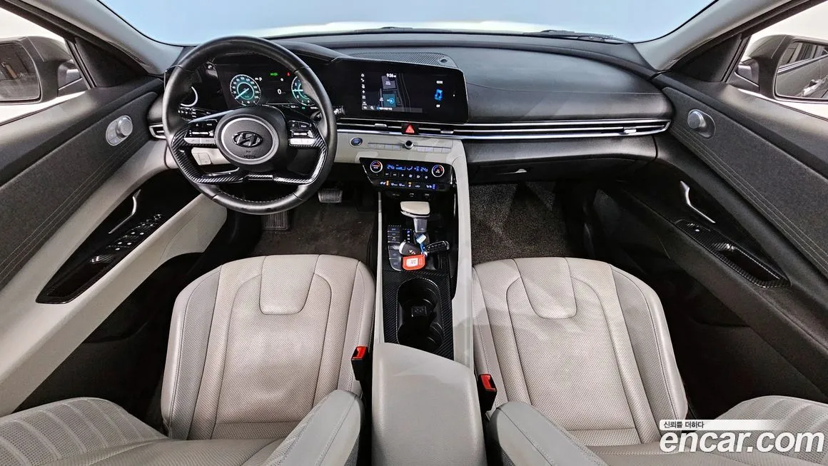 Hyundai AVANTE — фото 8