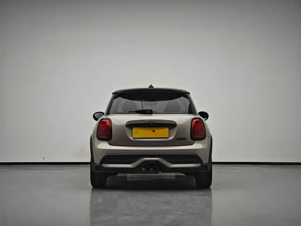 MINI Cooper (3-door) 2023 из CN, фото 7