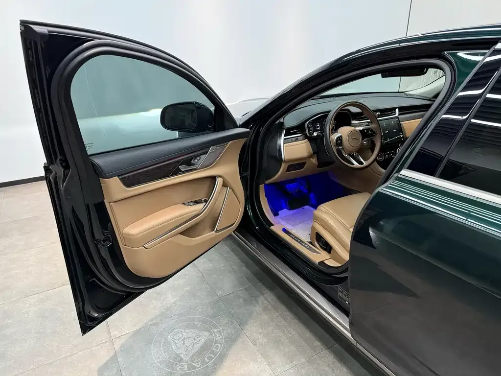 Jaguar XFL 2025 из CN, фото 6