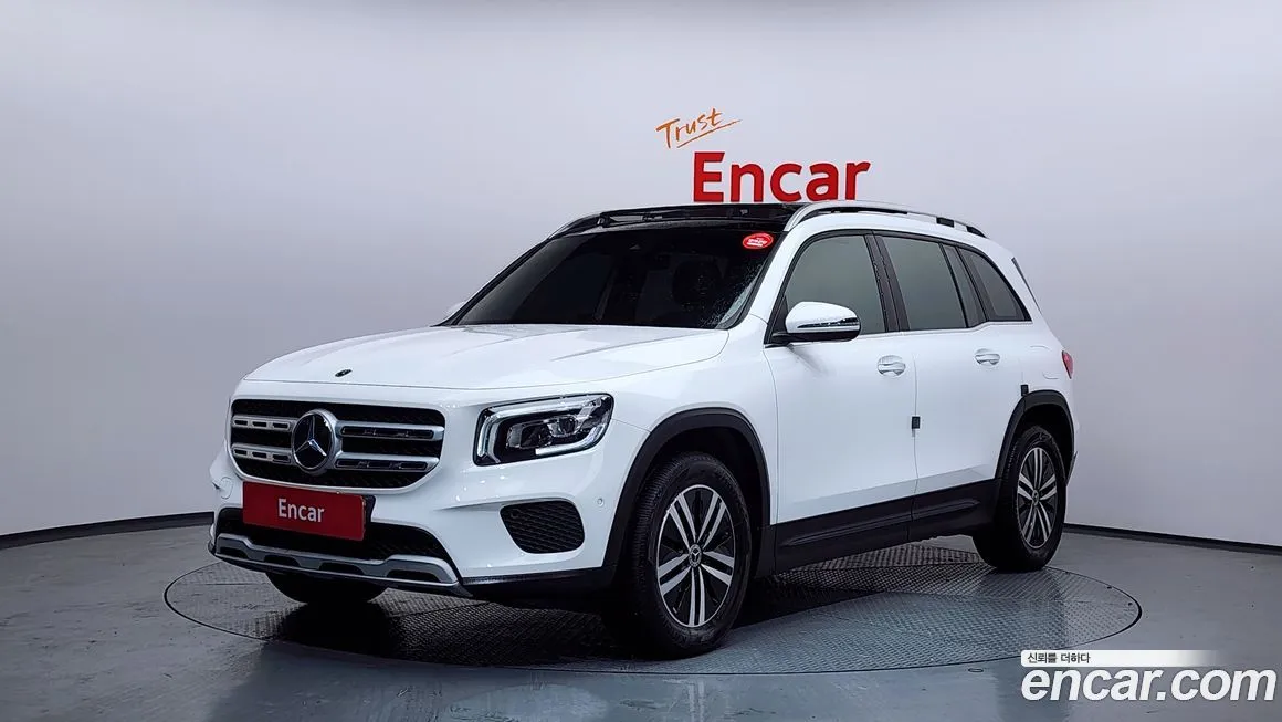 Mercedes-Benz GLB-Class — фото 1