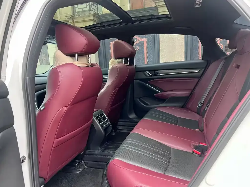 Honda Inspire 2023 из CN, фото 8