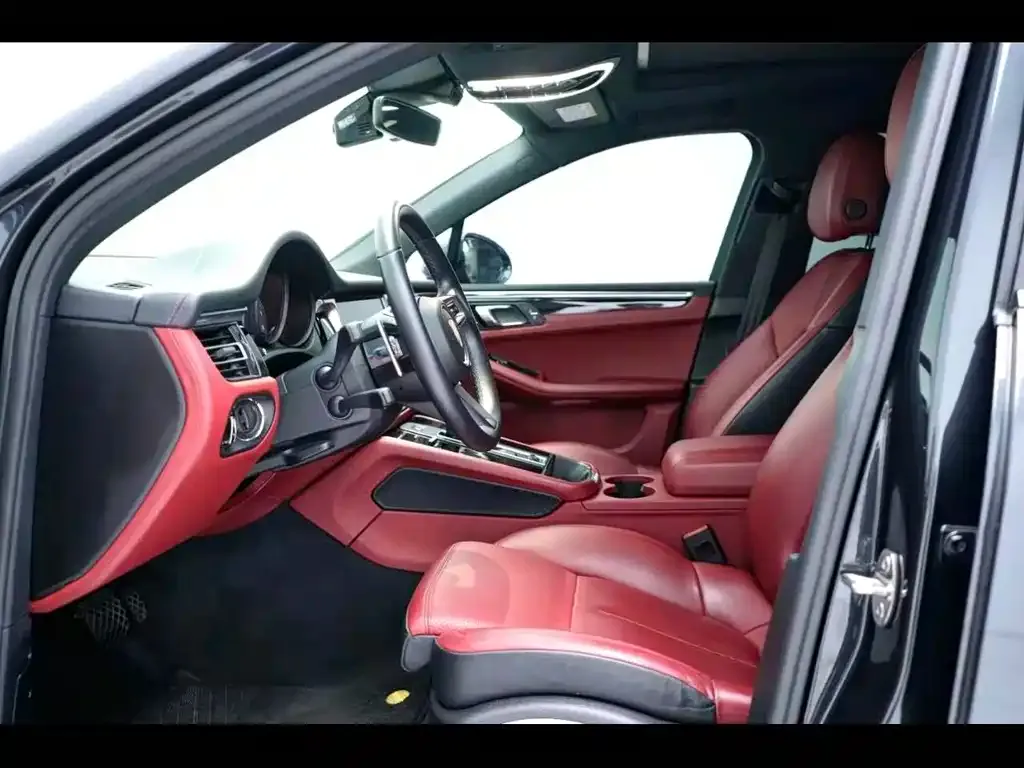 Porsche Macan 2023 из CN, фото 2