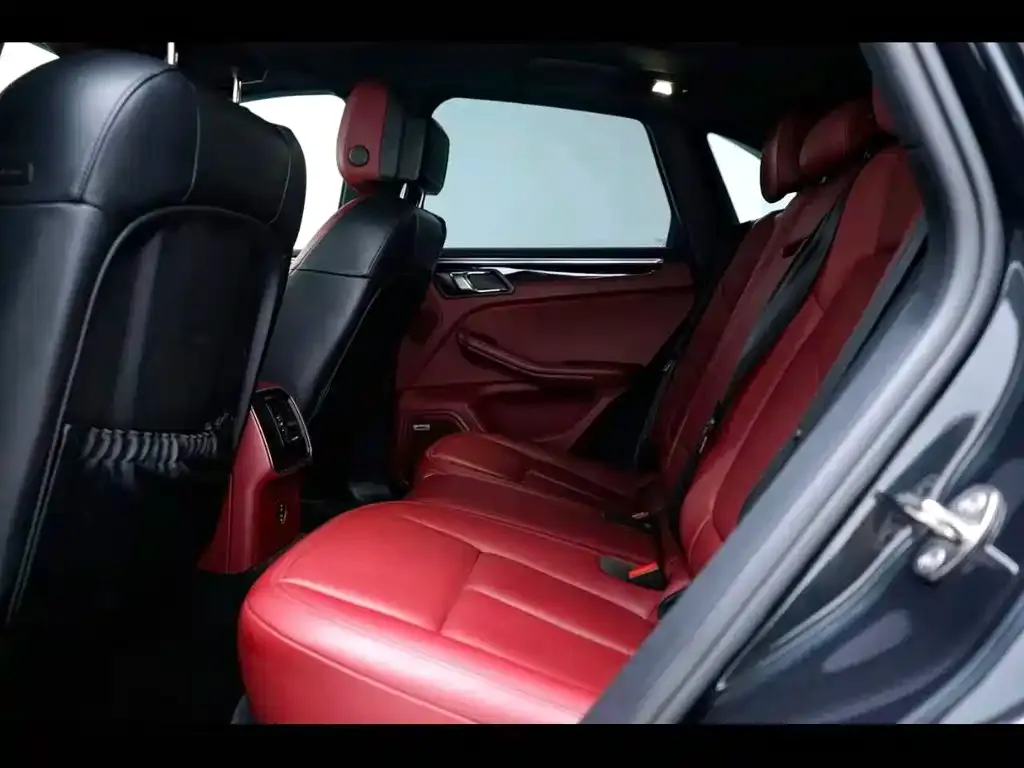 Porsche Macan 2023 из CN, фото 3