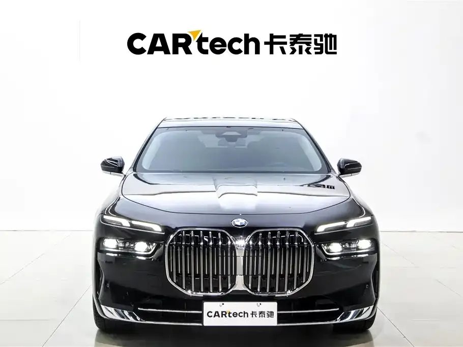 BMW 7 Series 2025 из CN, фото 7