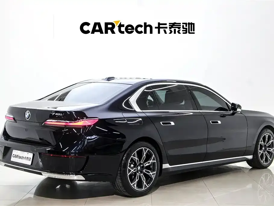 BMW 7 Series 2025 из CN, фото 6