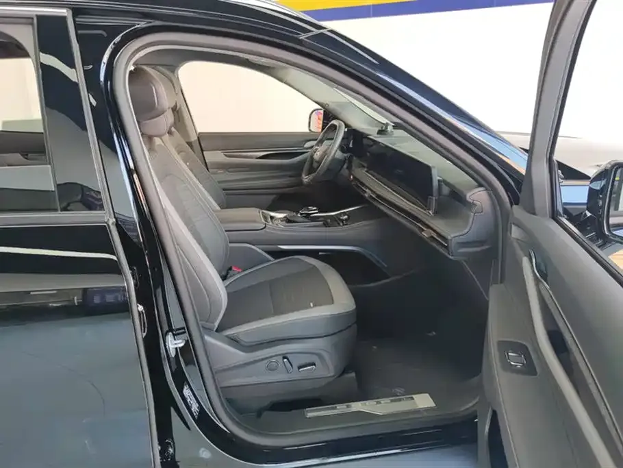 Ford Edge 2023 из CN, фото 2