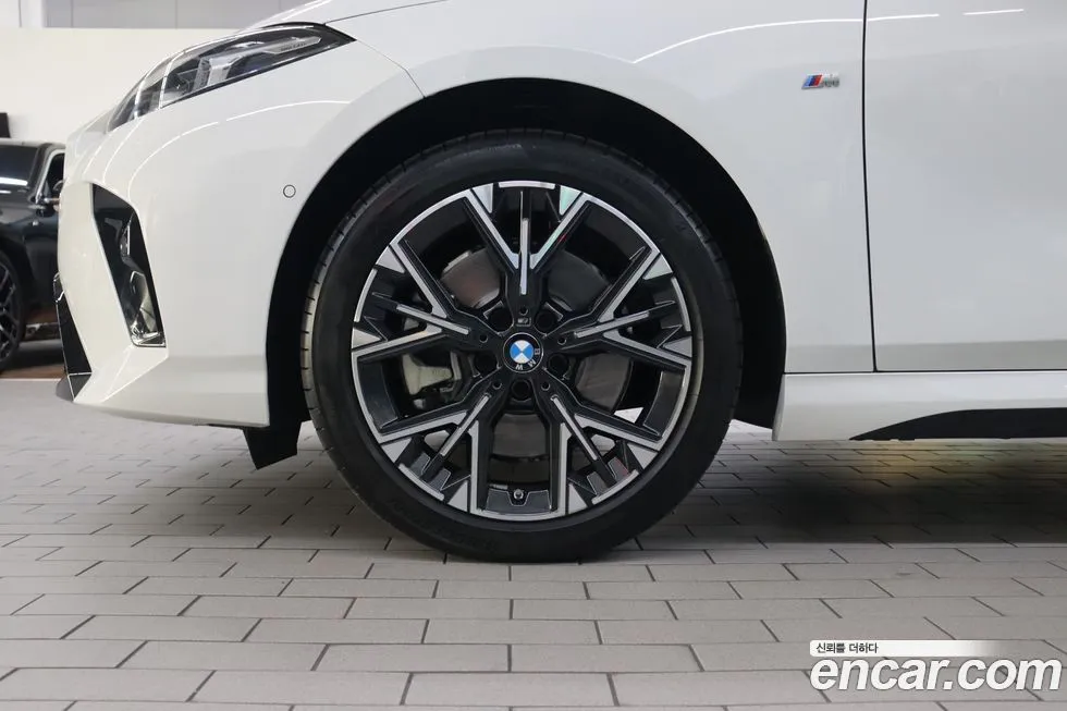 BMW 1-Series 2025 из KR, фото 5