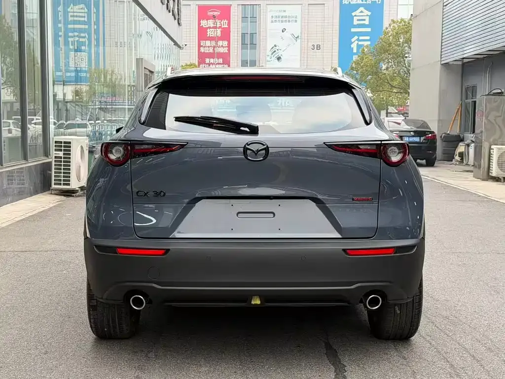 Mazda CX-30 2021 из CN, фото 9