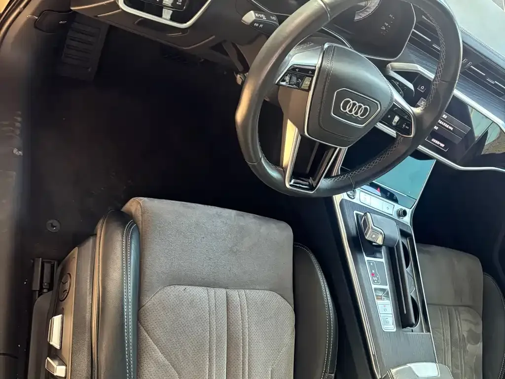 Audi A6L 2024 из CN, фото 5