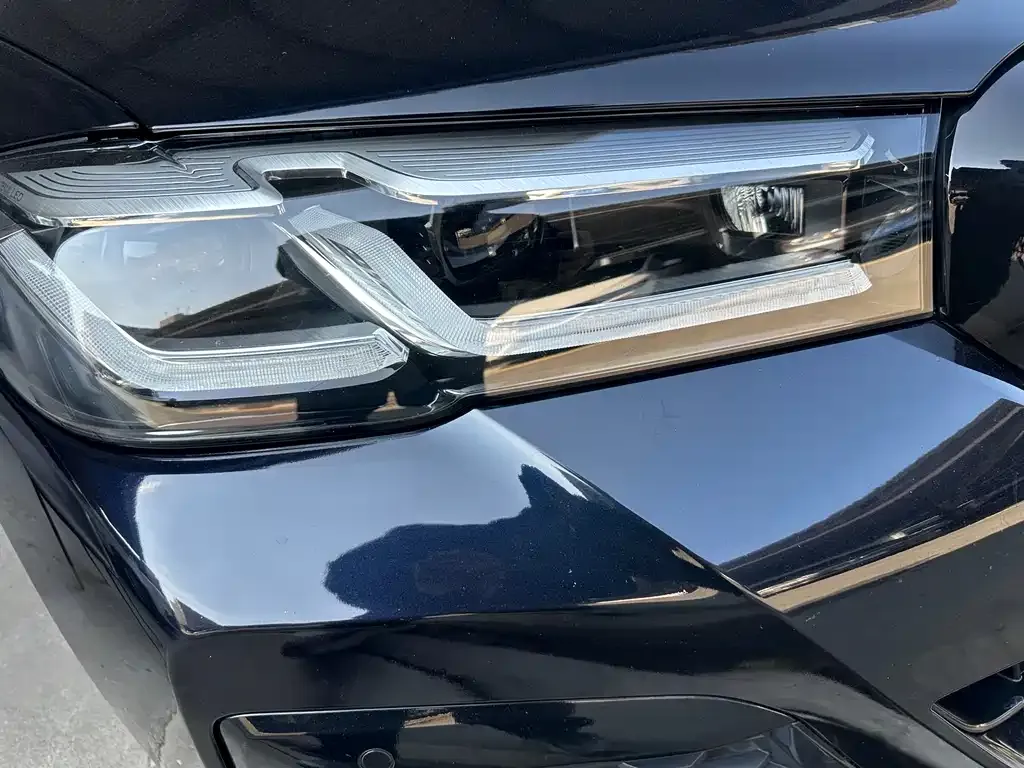 BMW 5 Series 2021 из CN, фото 3