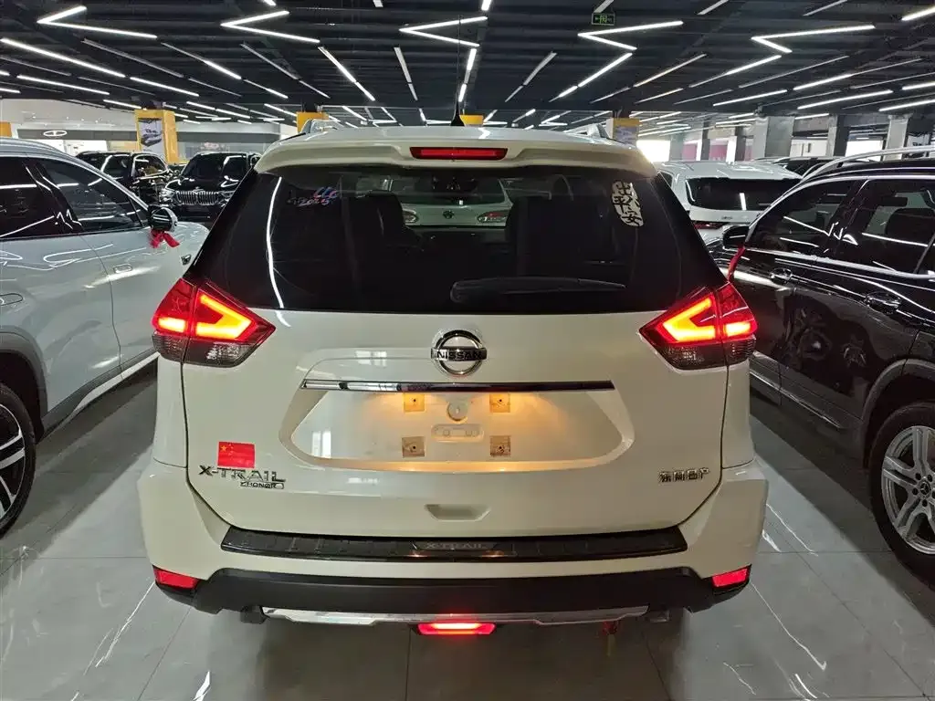 Nissan X-Trail 2023 из CN, фото 3