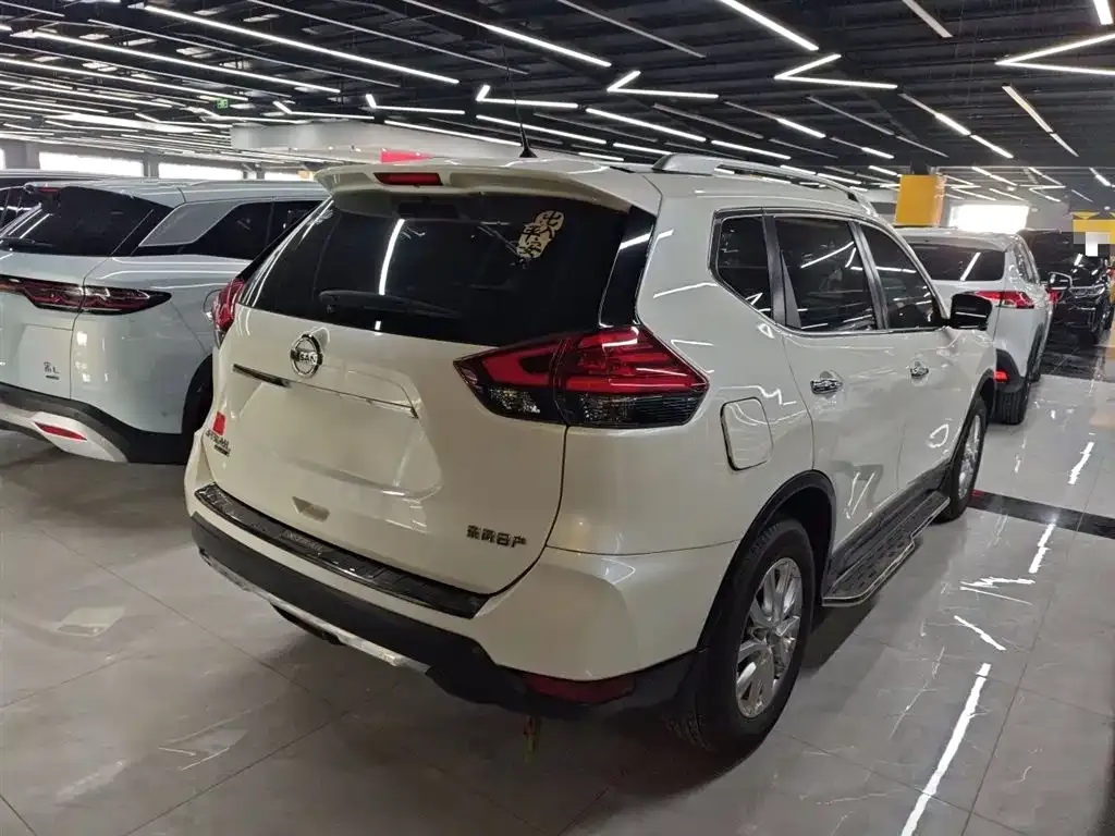 Nissan X-Trail 2023 из CN, фото 4