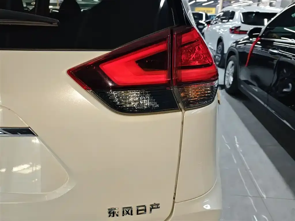 Nissan X-Trail 2023 из CN, фото 7