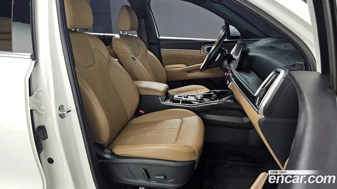 Kia Sorento — фото 10
