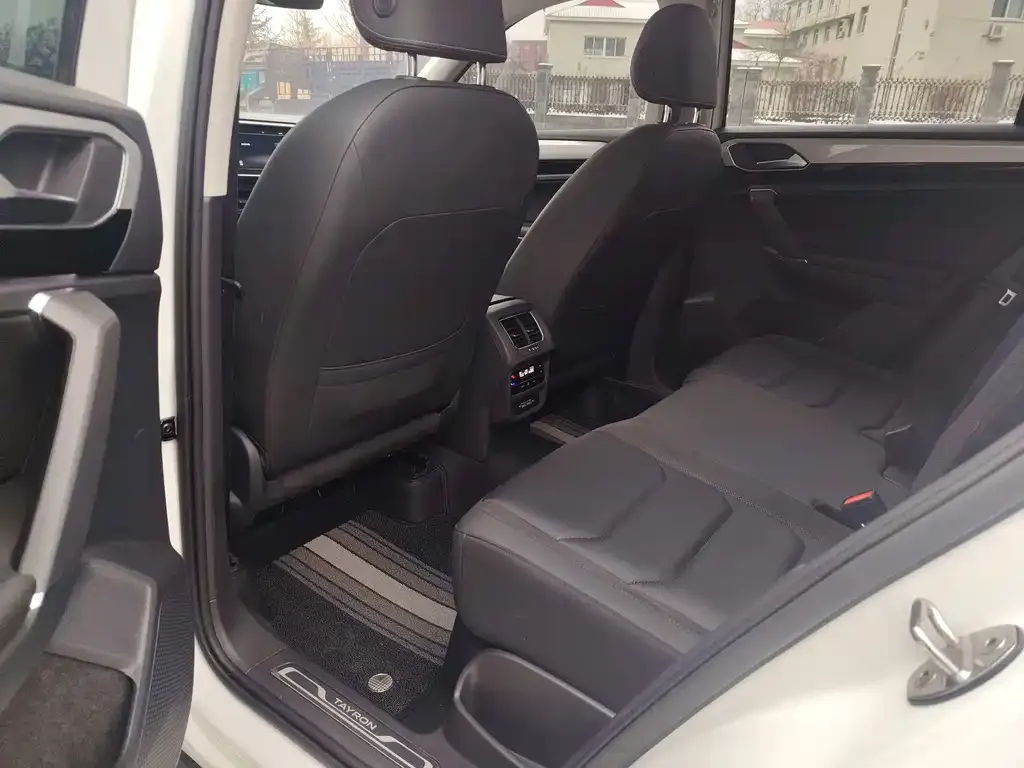 Volkswagen Tayron 2022 из CN, фото 6