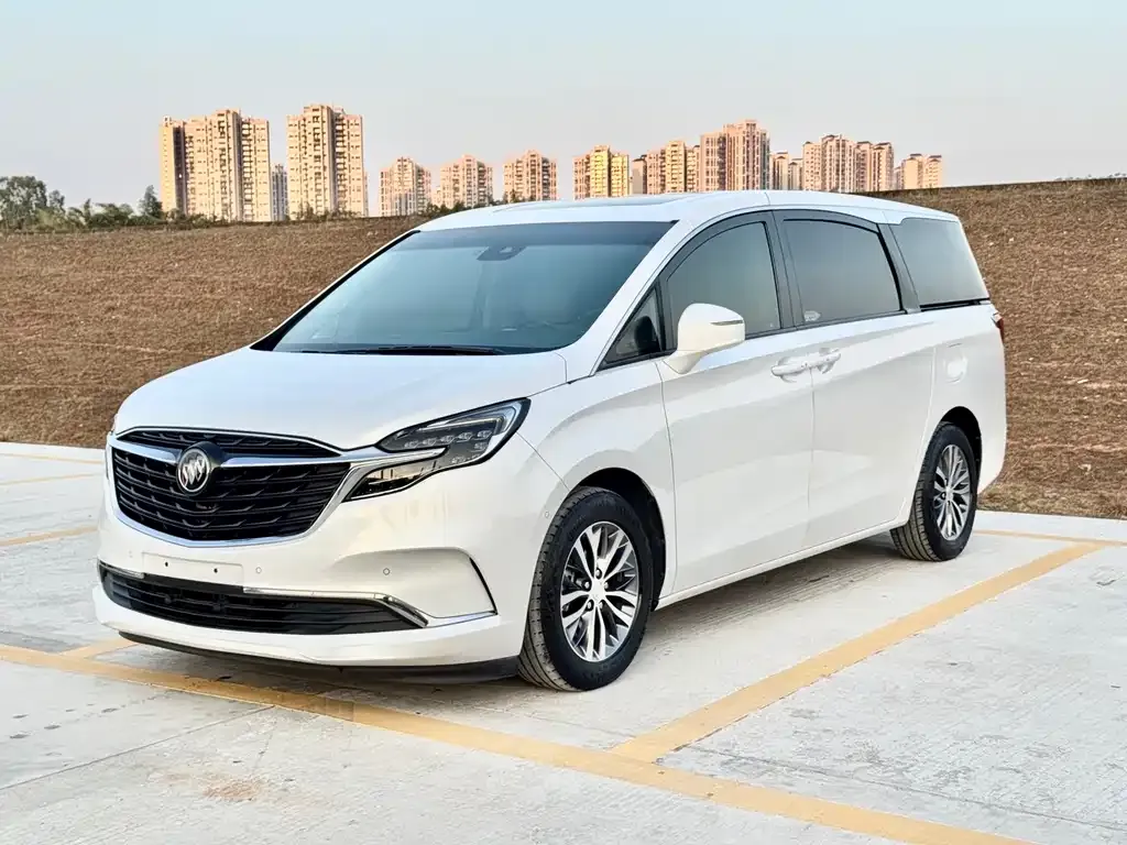 Buick GL8 2021 из CN, фото 1