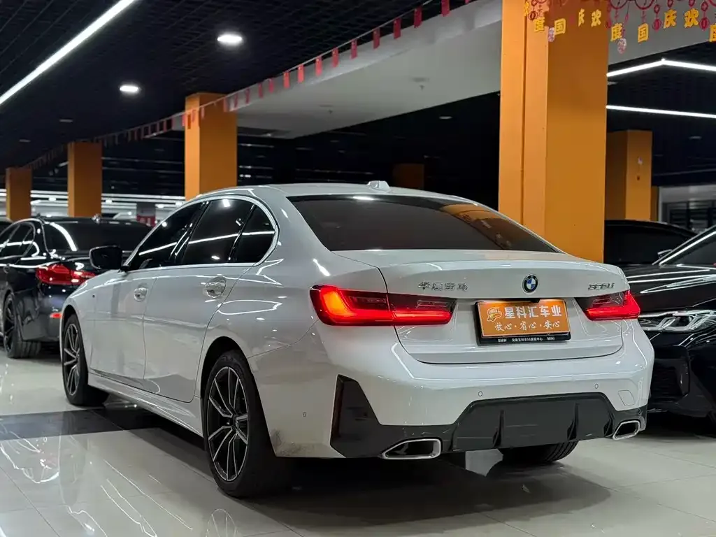 BMW 3 Series 2024 из CN, фото 9