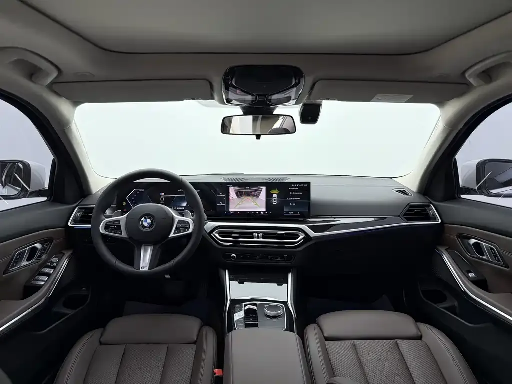 BMW 3 Series 2024 из CN, фото 2
