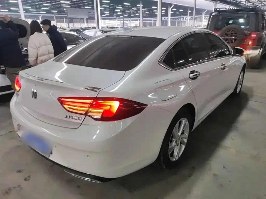Buick Regal — фото 9