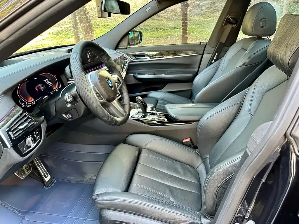 BMW 6 Series GT 2022 из CN, фото 2