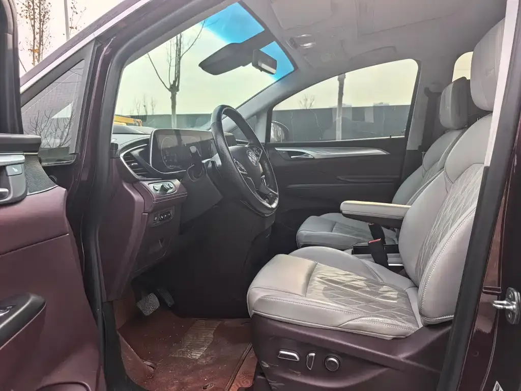 Buick GL8 2023 из CN, фото 8