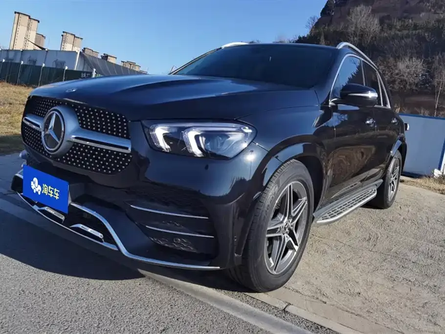 Mercedes-Benz GLE — фото 1