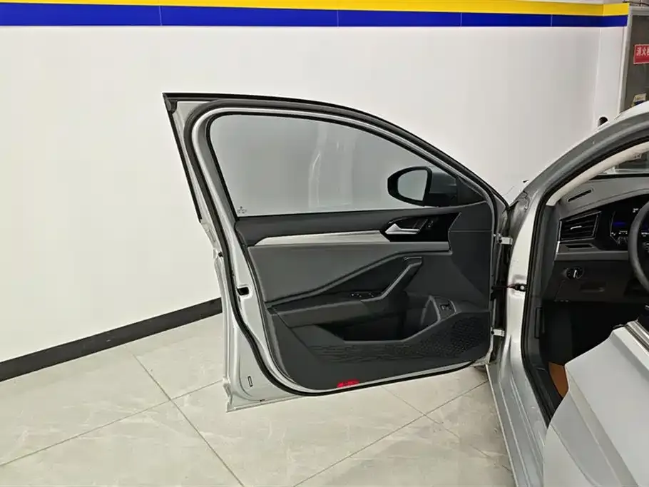 Volkswagen Sagitar 2021 из CN, фото 7